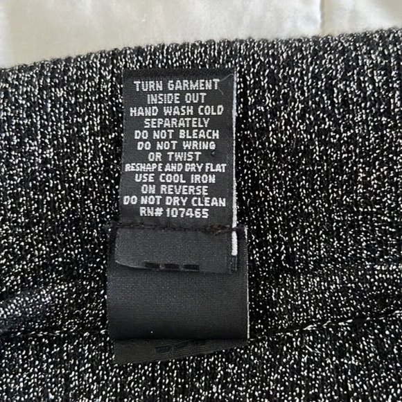 Sequin Tank - Picture 5 of 6